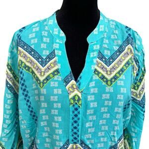 Tribal women’s size L tunic long sleeve chevron print v-neck top